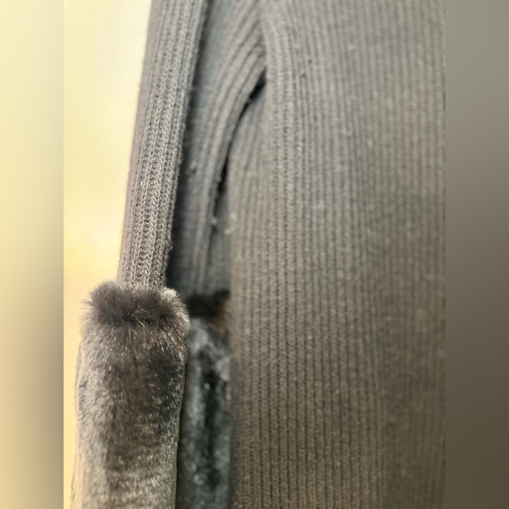 MaxMara Black Cashmere/Wool/Leather Zip Up Sweater Coat W Fur Sleeves, Sz Medium - Picture 10 of 11